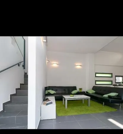 Villa Calle Paso De Calais 13